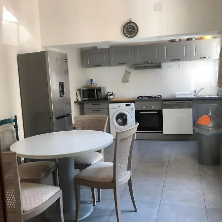Maison Du Xviii: Historic Near Nancy And Luxembourg Apartment